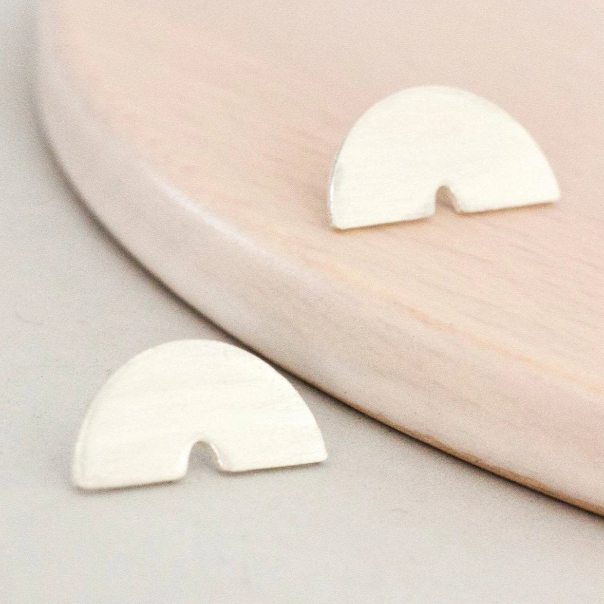 Dinky Arc Earrings